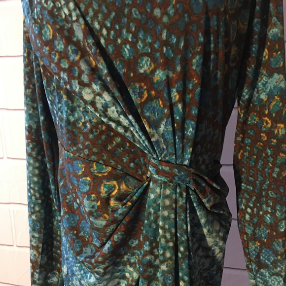 Calvin Klein Tight Fitted Style Dress Size 12 - Picture 2 of 7